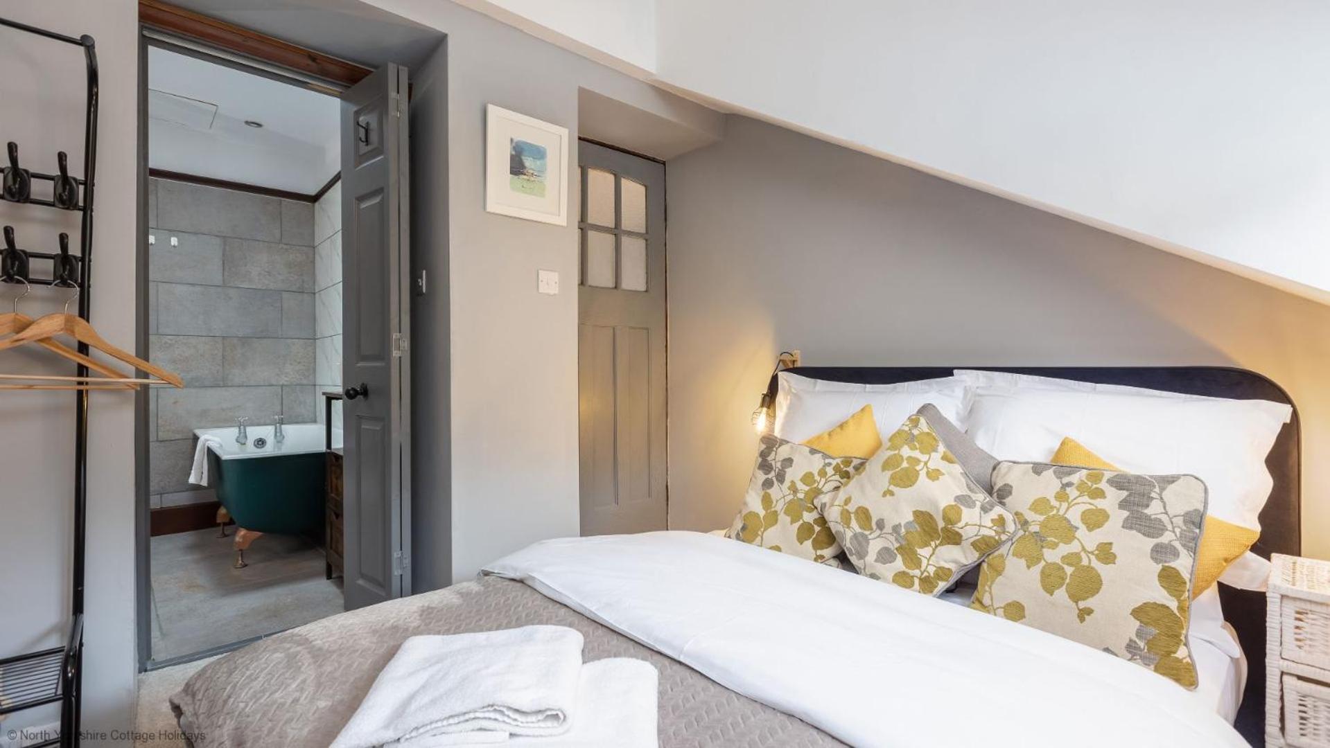 Stone Cottage In Picturesque North Yorkshire Village - Bull Dog Cottage Ampleforth المظهر الخارجي الصورة